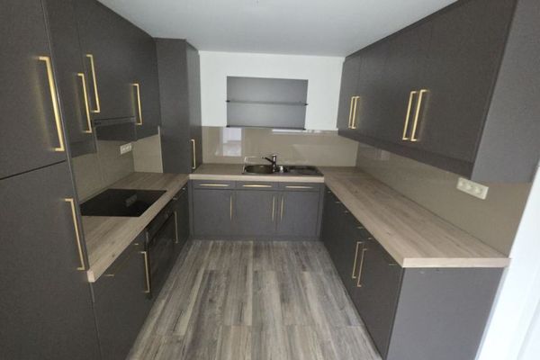 Huis te huur / Stokrooie