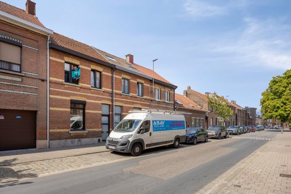 Estate main image