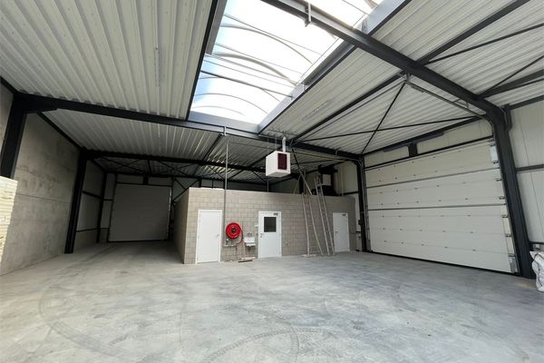 Commercieel verhuurd / Paal