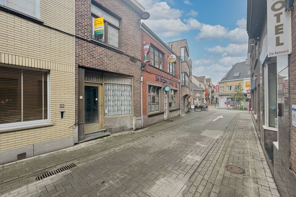 Huis
                                te koop
                                in Torhout