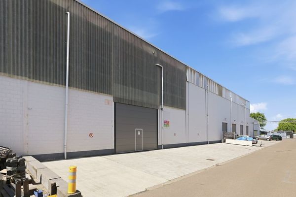 Industrieel gebouw
                            te koop in Sint-Truiden