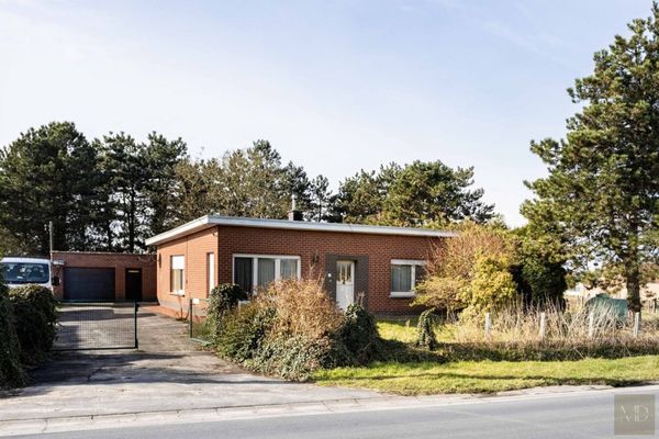 Huis
                                te koop
                                in Kruishoutem