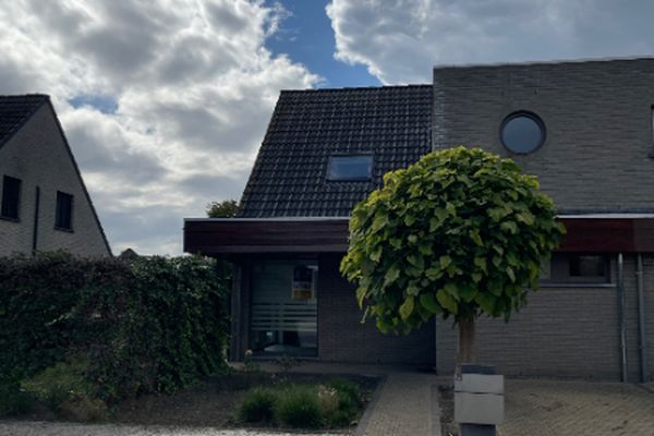 Estate main image