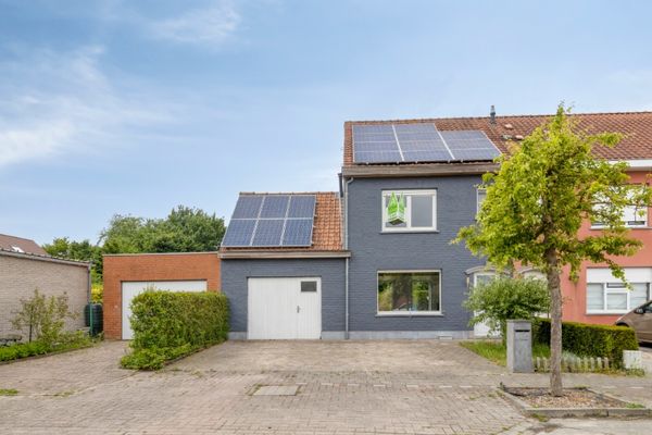 Huis
                                verkocht
                                in Roeselare