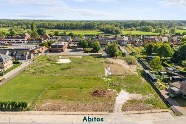 Ground
                                for sale
                                in Wichelen