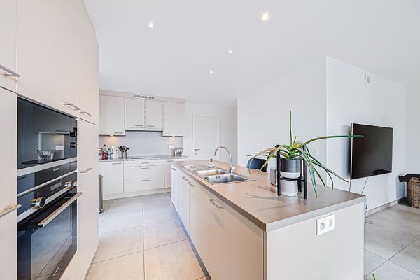 Apartment option buy / Beerzel