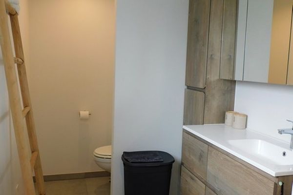 Huis te huur / Paal