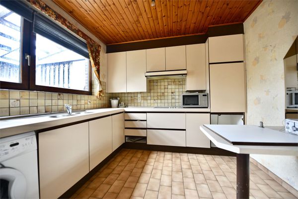 Commercieel te koop / Eeklo