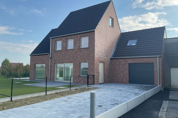 Huis
                                verhuurd
                                in Kortemark