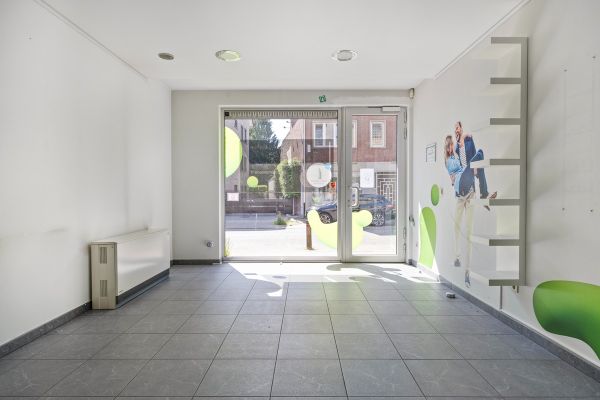 Commercial a louer / Bilzen-Hoeselt