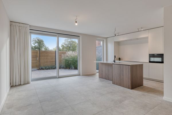 Huis
                                te huur
                                in Roeselare