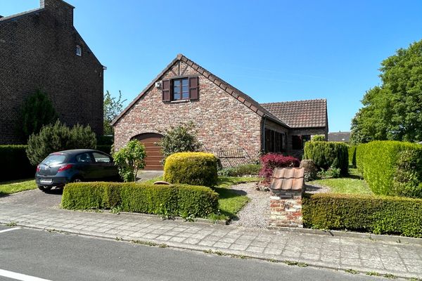 Maison
                                vendu
                                in Jambes