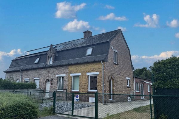Huis
                                te koop
                                in Genk