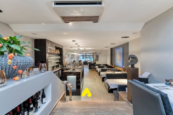 Commercial a vendre / La Panne