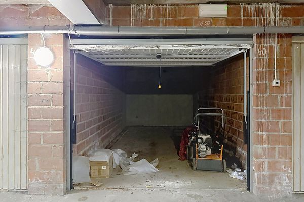 Garage te koop / Hasselt