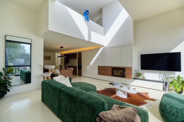 estate img