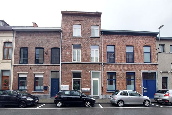 Gelijkvloers app.
                            verkocht in Leuven