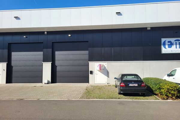 Semi industrieel in Genk