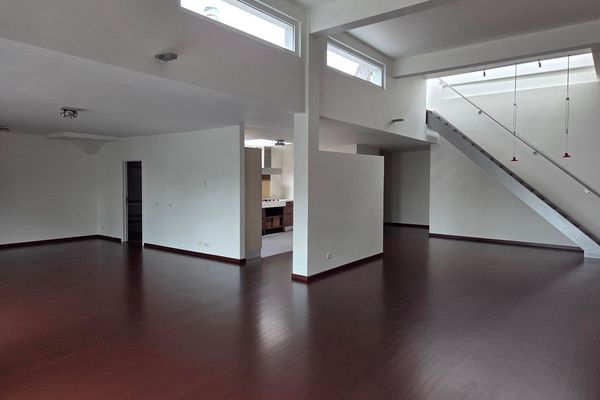 Loft
                            te huur in Antwerpen