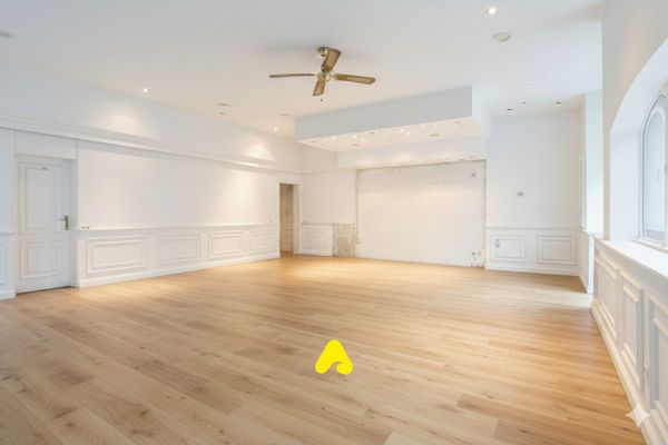 Commercieel te koop / De Panne