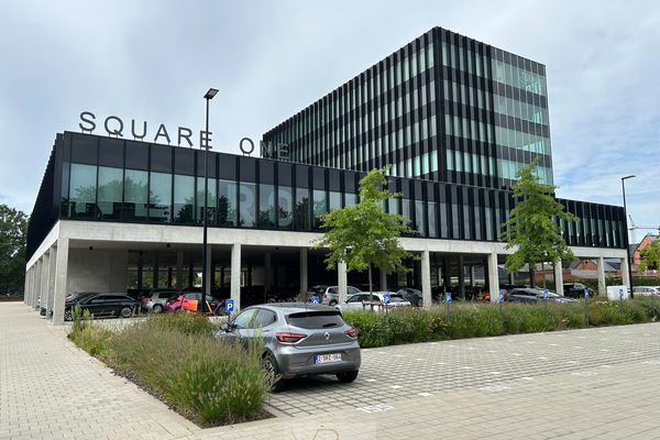 Estate main image
