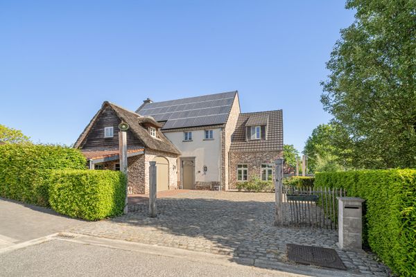 Estate main image