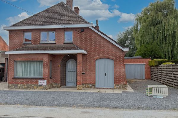 Huis
                                te koop
                                in Torhout