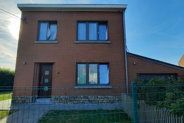 Maison
                                a vendre
                                in Zétrud-Lumay