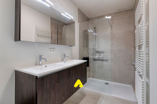 Appartement a vendre / De Panne