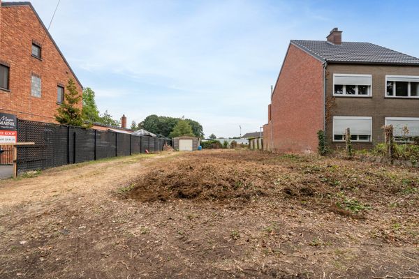 Grond te koop / Paal