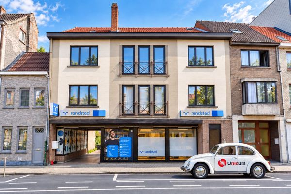 Appartementsgebouw
                                te koop in Eeklo