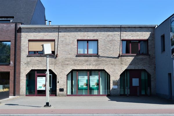 Commercieel
                                verkocht
                                in Adegem