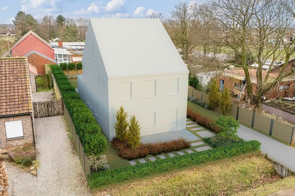 Estate main image