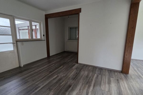 Huis te huur / Stokrooie