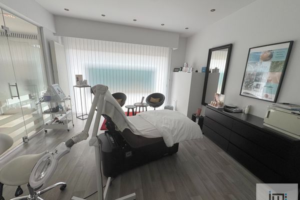 Commercieel te huur / Wellen
