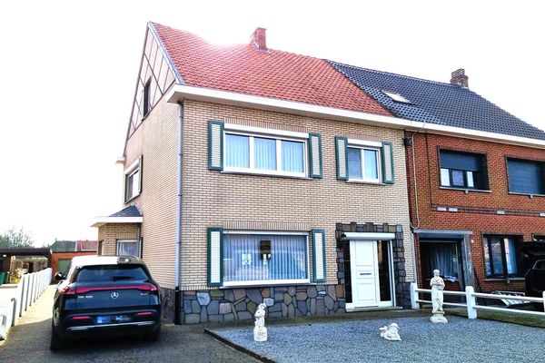 Estate main image