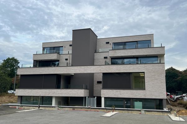 Estate main image