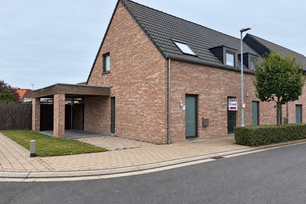 Huis
                                optie huur
                                in Westrozebeke