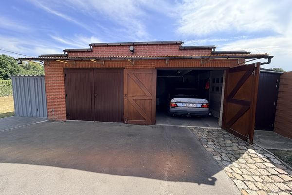 Huis te koop / Kermt