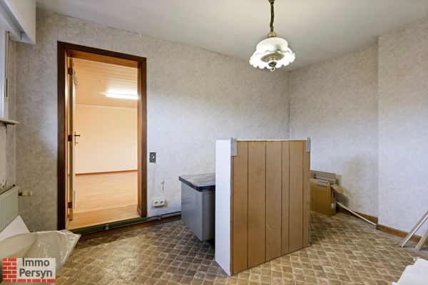 Commercieel te koop / Testelt