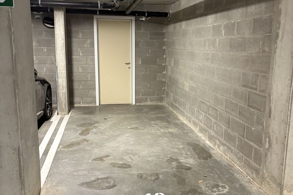 Garage te koop / Diepenbeek