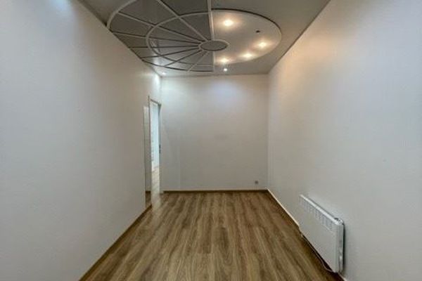 Commercieel te huur / Halle
