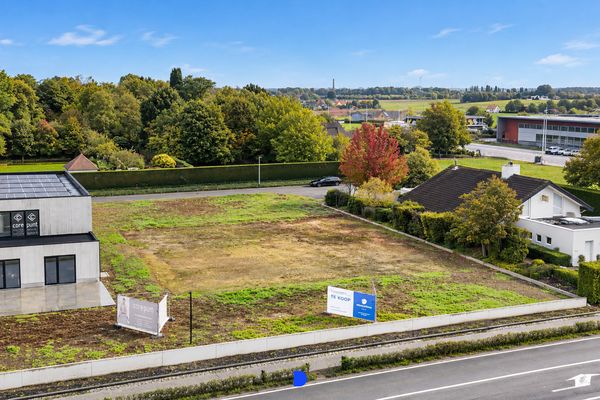 Bouwgrond
                            te koop in Roeselare