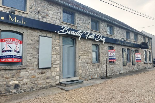 Commercial
                                a vendre
                                in Champion