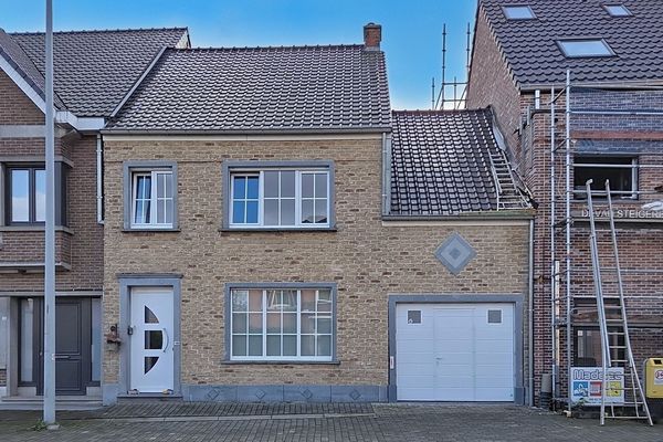 Huis
                                te koop
                                in Bavegem