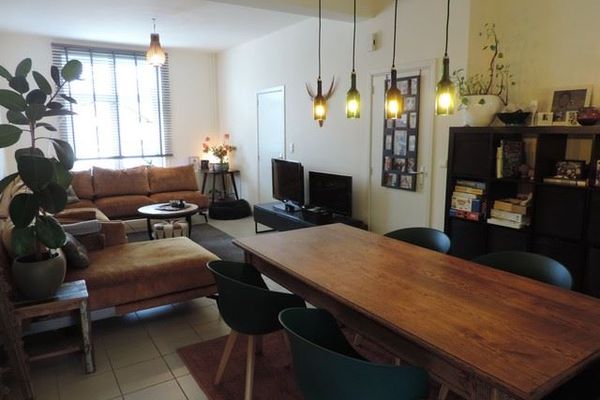 Huis verhuurd / Paal