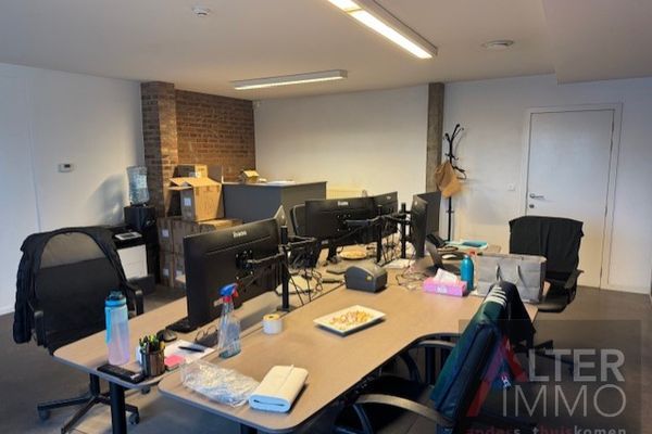 Kantoor
                            te koop in Genk