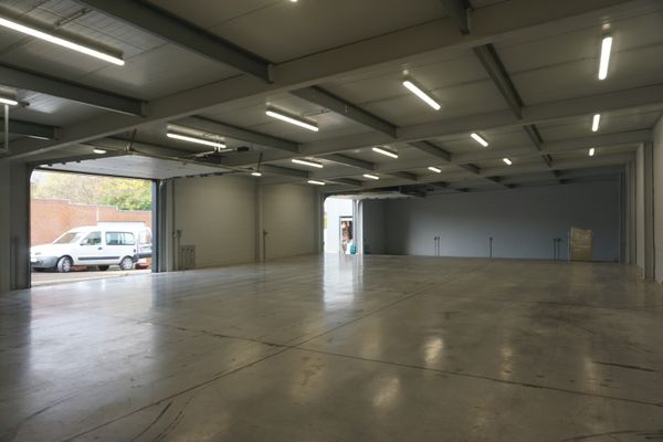Commercieel te huur / Paal