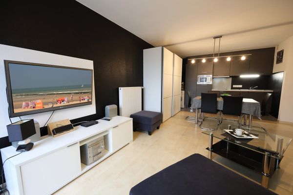 Studio met slaaphoek
                            te koop in Oostende