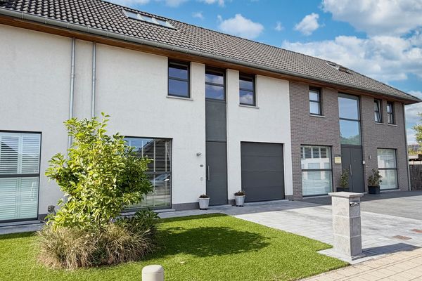 Huis
                                te koop
                                in Roeselare